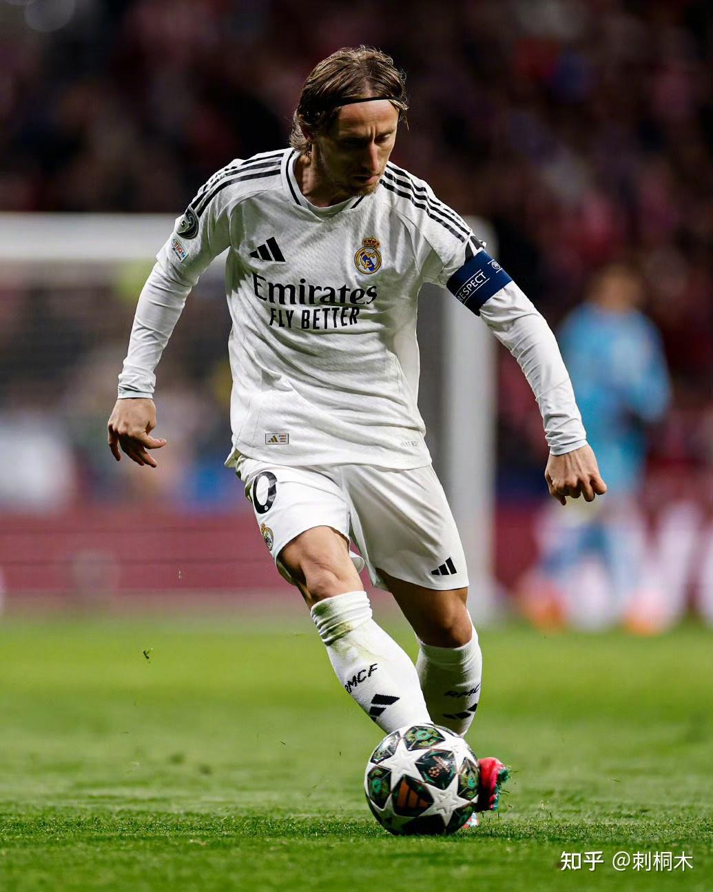 本赛季云南玉昆主场场均观众超2.2万人，带动直接消费2.3亿元