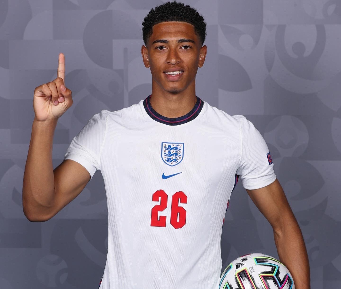 巴萨梅西进球助球队领先塞维利亚