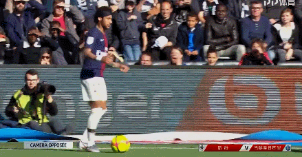 天空：利物浦正领跑格伊争夺战，其次便是拜仁的关注