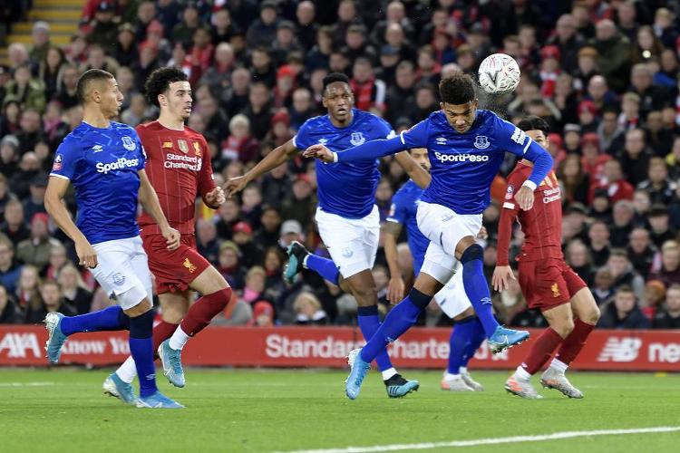 火三崩！浓眉13分＆独行侠单节净胜17分，建立17分领先