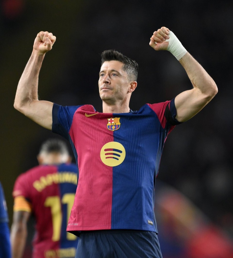 阿斯：塞维利亚冬窗想补强锋线，有意多特前锋法比奥-席尔瓦