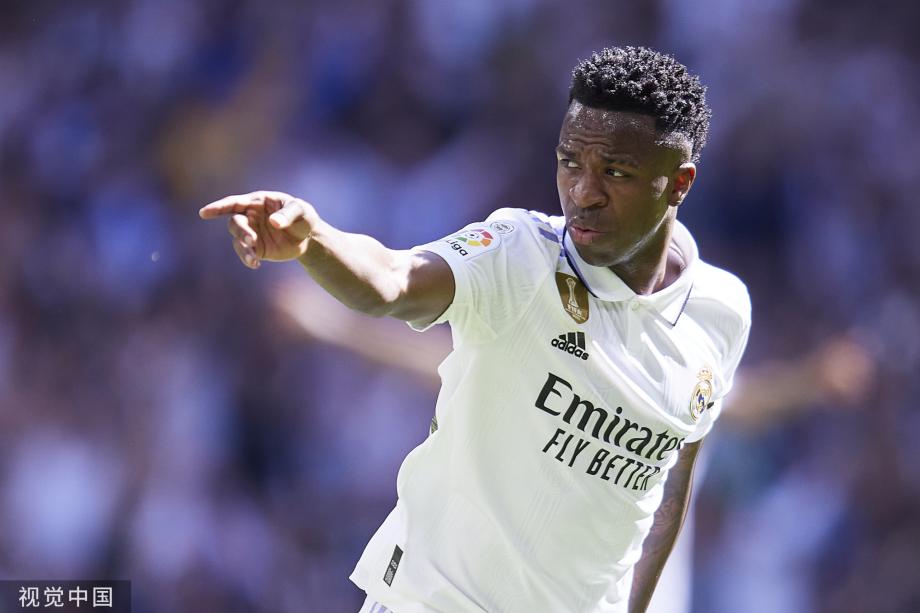 7连胜！随着维拉2-1绝杀阿森纳，英超最新积分榜出炉：曼城跌第3