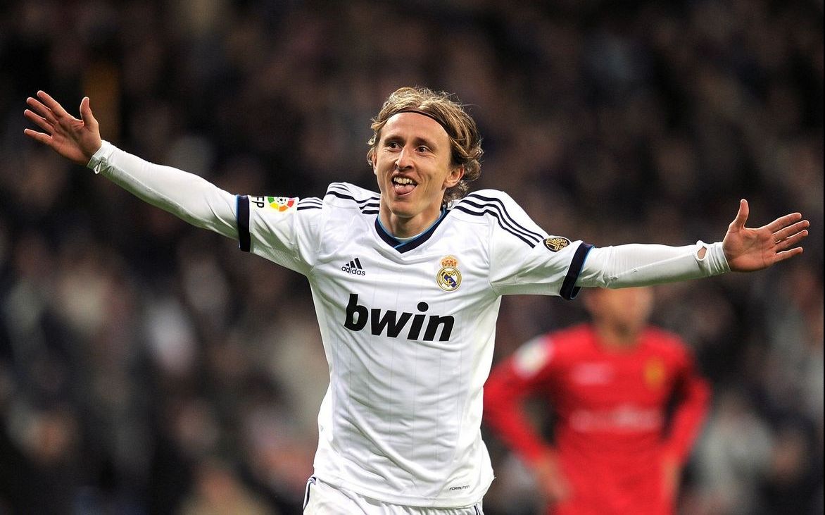 国际米兰连胜，齐沃调整团队，迪乌夫证明实力，马丁内斯复出，球队士气回升。